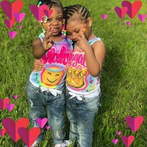 Meet your Posher, Ebony